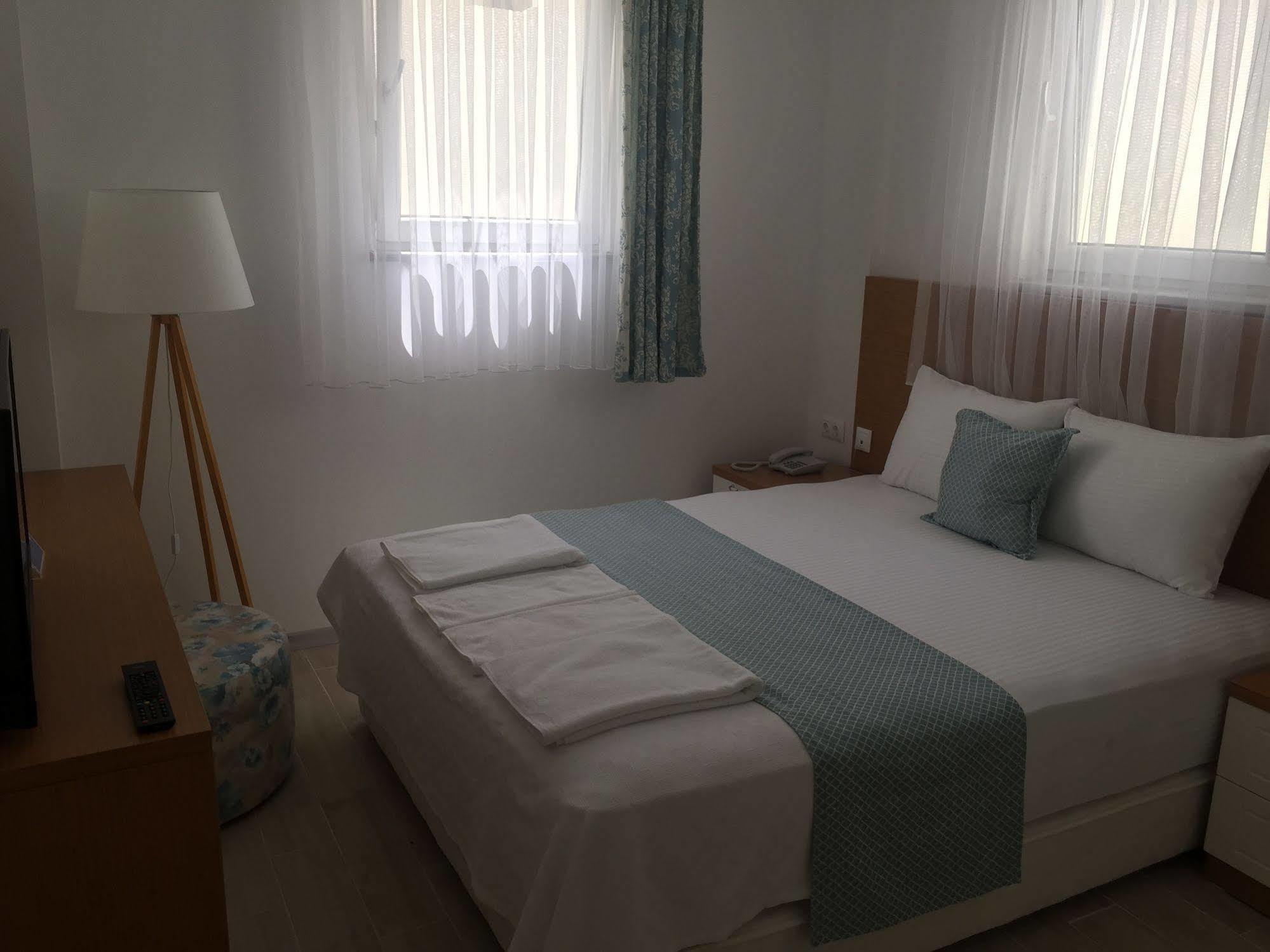 Garden Ada Hotel Bozcaada Exterior photo